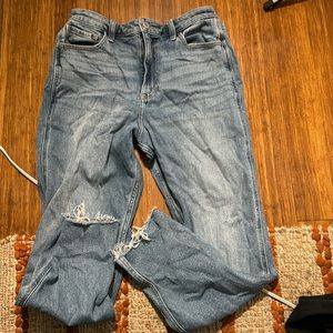 Hollister mom jeans